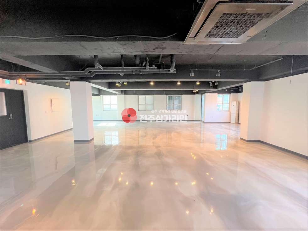 전북 전주완산구 중화산동2가 ⭐중화산동 메인거리 빌딩⭐어떤 업종이든 추천⭐강력추천⭐즉시입주⭐ 월세 매물번호 12127 사진 3