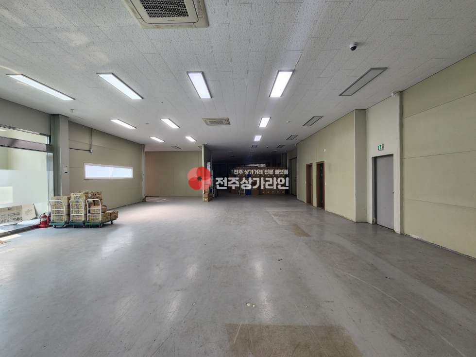 전북 전주완산구 효자동3가 ⭐서곡지구 창고 겸 사무실 임대⭐접근성 좋음⭐주차편리 월세 매물번호 14004 사진 1