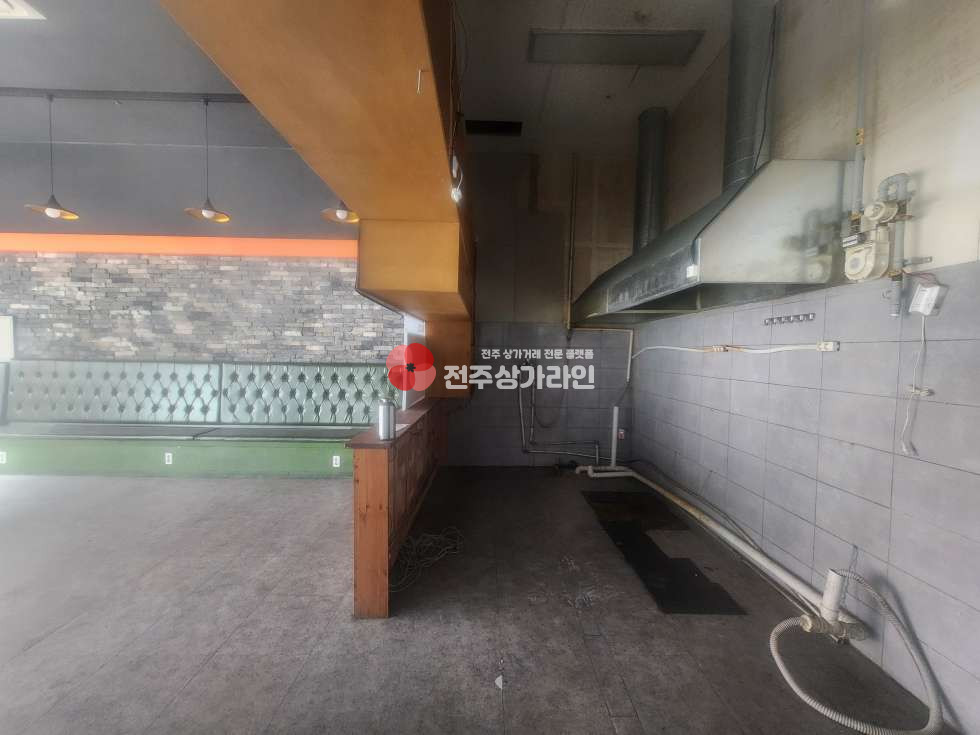 전북 전주덕진구 송천동2가 ⭐송천동 센텀시티 부근 상가⭐음식점, 술집 추천⭐주차편리⭐ 월세 매물번호 14020 사진 2
