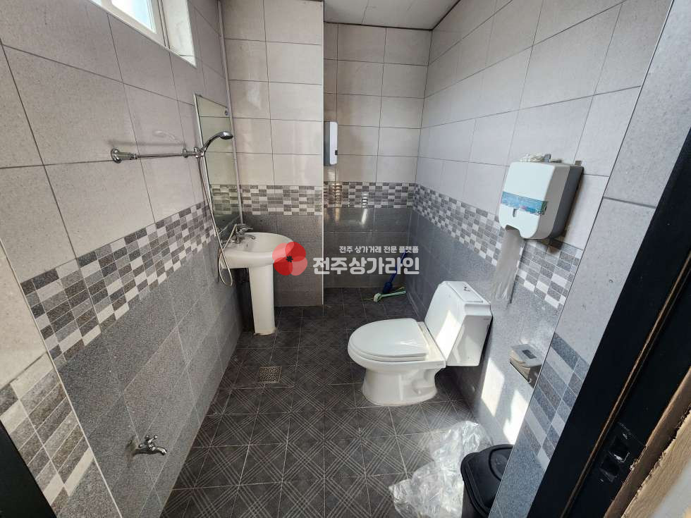 전북 전주완산구 효자동1가 ⭐효자동 대로변 상가⭐사무실, 교육실 등 추천⭐ 월세 매물번호 12319 사진 5