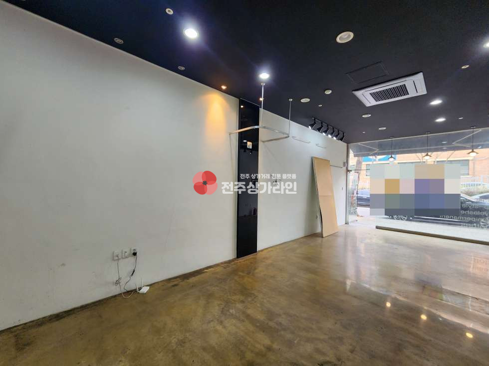 전북 전주덕진구 우아동2가 ⭐아중중학교 및 아파트단지 부근⭐옷가게, 공방, 피부샵 추천⭐ 월세 매물번호 14038 사진 3
