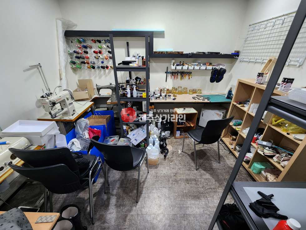 전북 전주완산구 효자동2가 ⭐효자동 신발 수선집 양도⭐타업종 가능⭐룸 분리 ⭐ 월세 매물번호 13899 사진 7