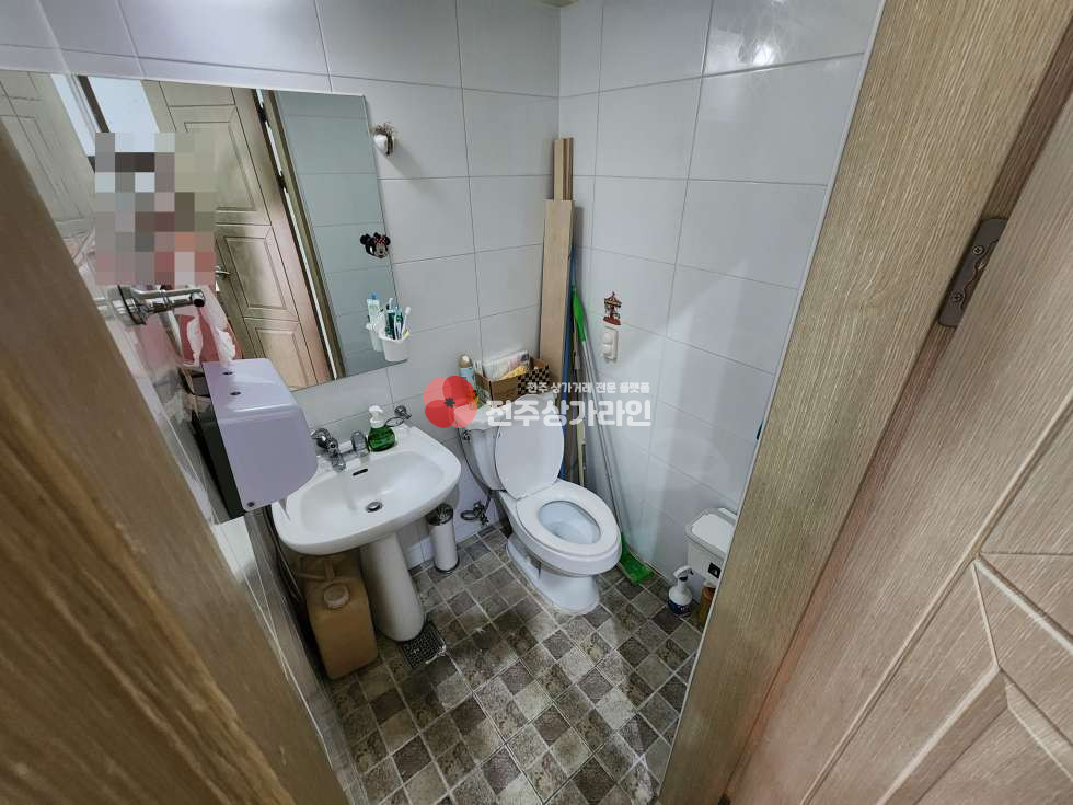 전북 전주완산구 효자동3가 ⭐서곡지구 대로변 상가⭐높은 층고⭐깔끔한 내부⭐ 월세 매물번호 13983 사진 6