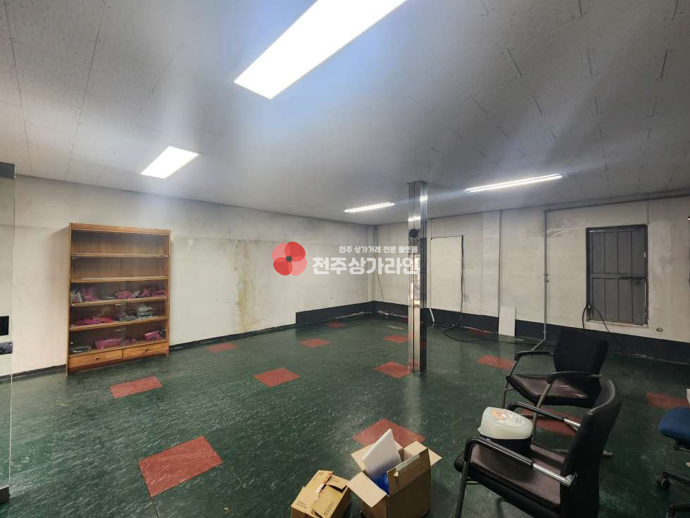 전북 전주덕진구 금암동 ⭐진북동 금암동 사이 위치한 상가⭐창고, 바이크샵, 추천⭐ 월세 매물번호 14103 사진 2