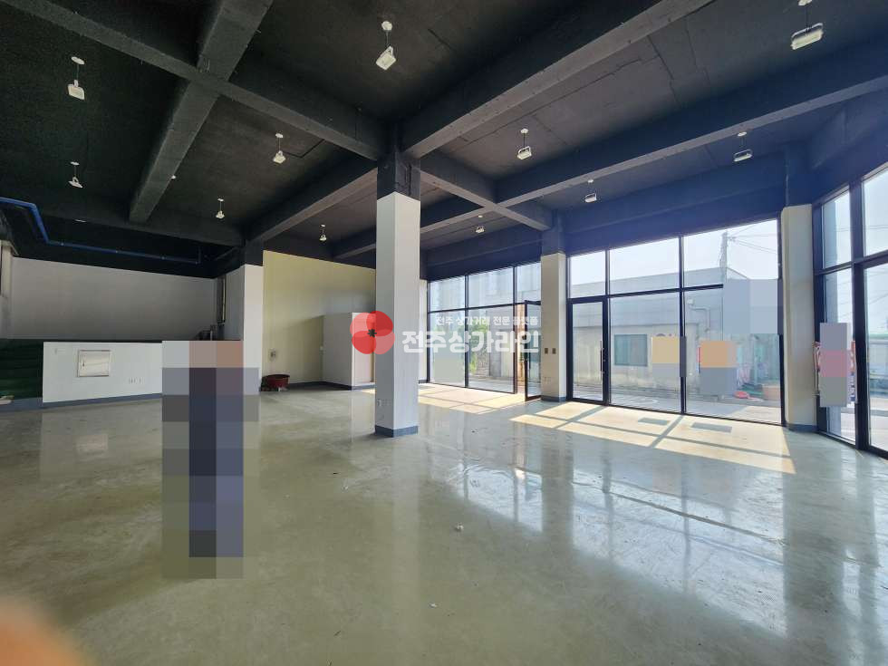 전북 전주덕진구 송천동2가 ⭐인테리어 깔끔한 송천동 상가임대⭐ 월세 매물번호 14100 사진 3