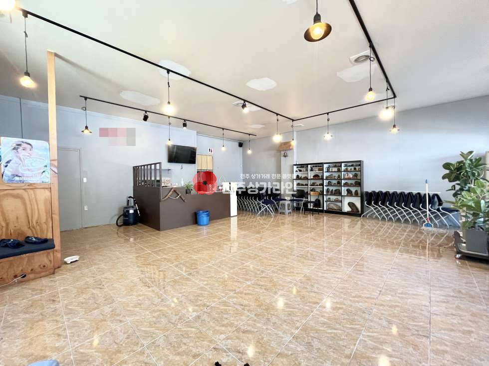 전북 전주완산구 효자동2가 ⭐전주대학교 근방⭐넓은평수⭐주방시설 구비완료⭐음식점 및 술집 추천⭐ 월세 매물번호 13505 사진 3