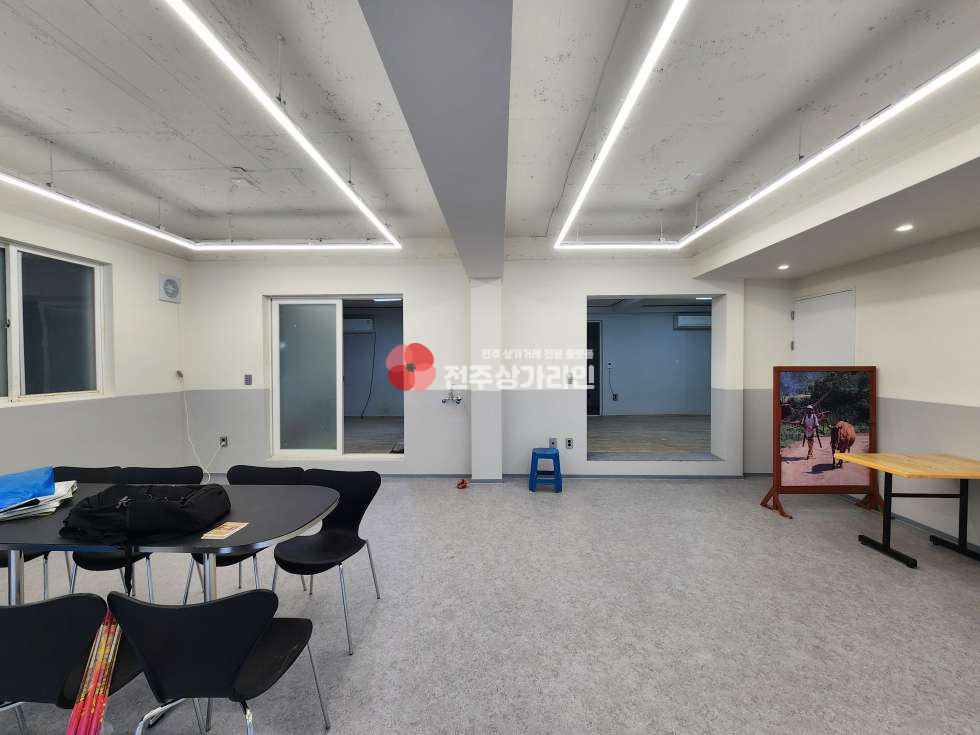 전북 전주완산구 서신동 ⭐서신동 옛촌 막걸리 부근 대로변 상가임대⭐ 월세 매물번호 14146 사진 1