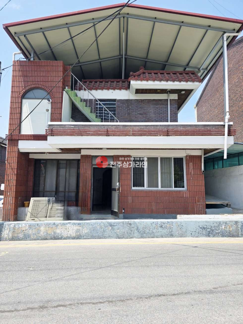 전북 전주완산구 중화산동2가 ⭐2층 상가주택 매매⭐카페 레스토랑 개조 추천⭐ 매매 매물번호 13521 사진 1