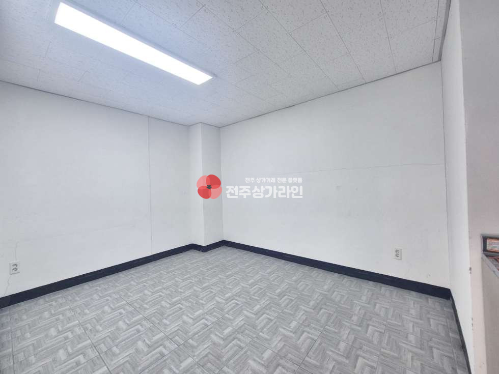 전북 전주완산구 효자동3가 ⭐효자동 대로변 깔끔한 상가⭐20평대 추천⭐ 월세 매물번호 14176 사진 6