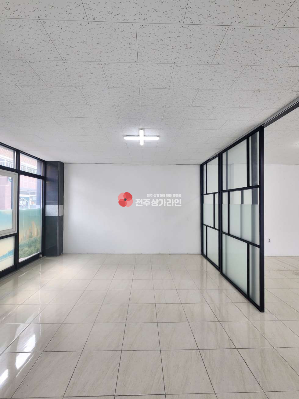 전북 전주완산구 중화산동2가 ⭐중화산동 깔끔한 상가 추천⭐애견간식, 카페, 사무실 등 추천⭐ 월세 매물번호 14199 사진 4