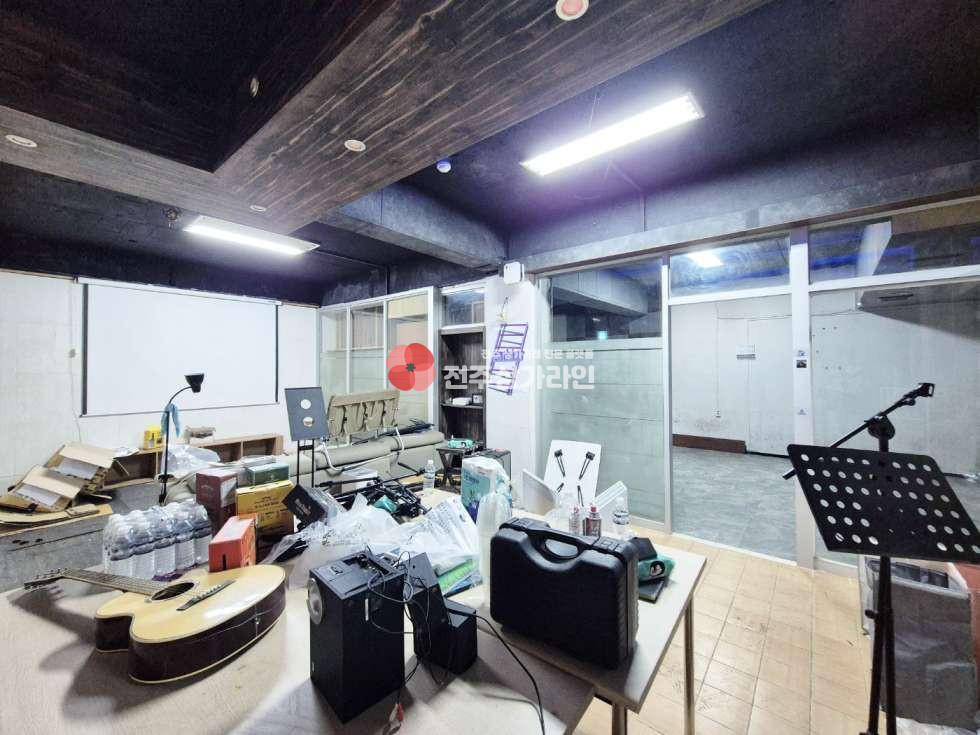 전북 전주완산구 중화산동2가 ⭐깔끔한 지하상가 연습실 추천⭐ 월세 매물번호 14204 사진 2
