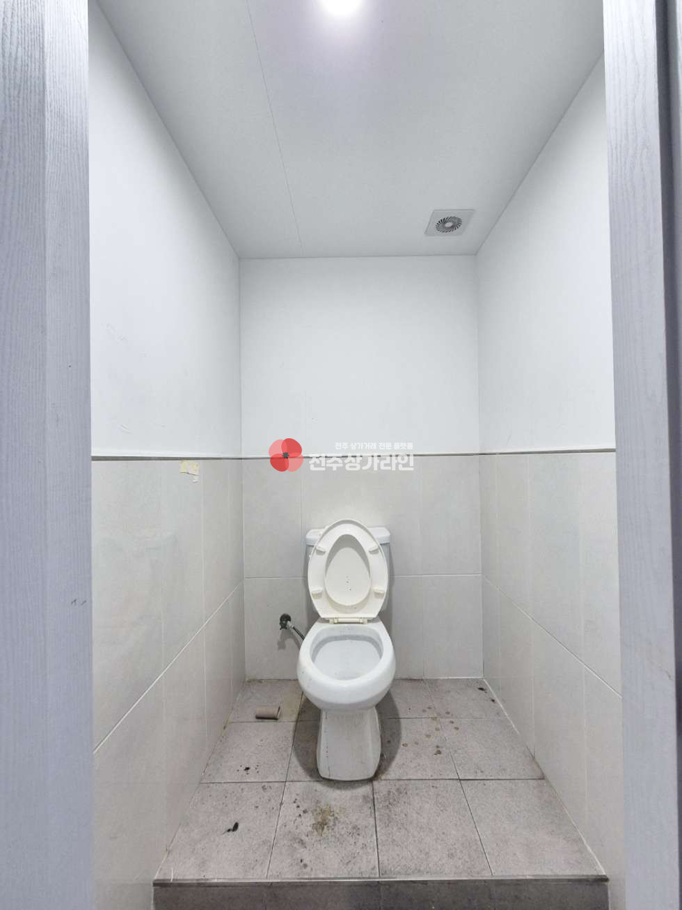 전북 전주완산구 다가동3가 ⭐객리단길 2층 무권리금 레스토랑, 카페, 와인, 칵테일 bar 술집 추천 월세 매물번호 14205 사진 8