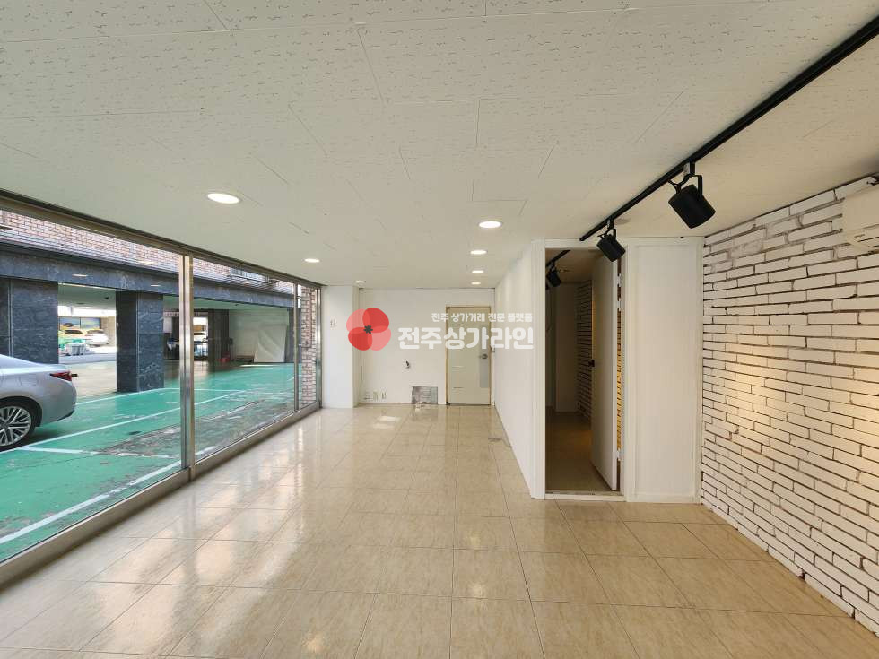 전북 전주완산구 효자동2가 ⭐우정청 부근 깔끔한 소형 상가 추천⭐뷰티샵, 네일샵, 디저트 카페, 공방 추천⭐ 월세 매물번호 13464 사진 1