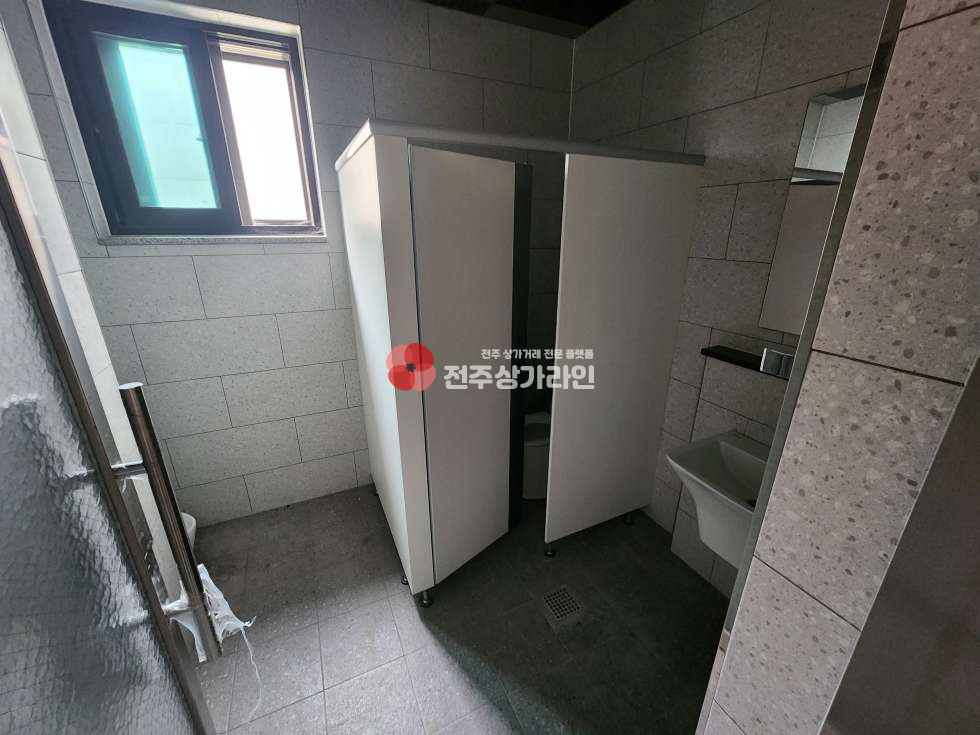 전북 전주완산구 효자동2가 ⭐효자 이지움 정문 상가 임대⭐프렌차이즈점, 미용실 등 추천⭐ 월세 매물번호 14238 사진 4