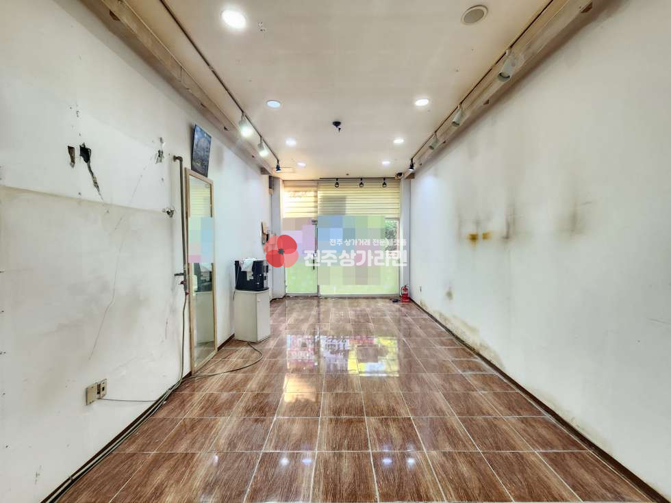 전북 전주완산구 효자동3가 ⭐효자동 새연초 대로변 상가 ⭐시인성 좋은 입지 ⭐ 월세 매물번호 14253 사진 2