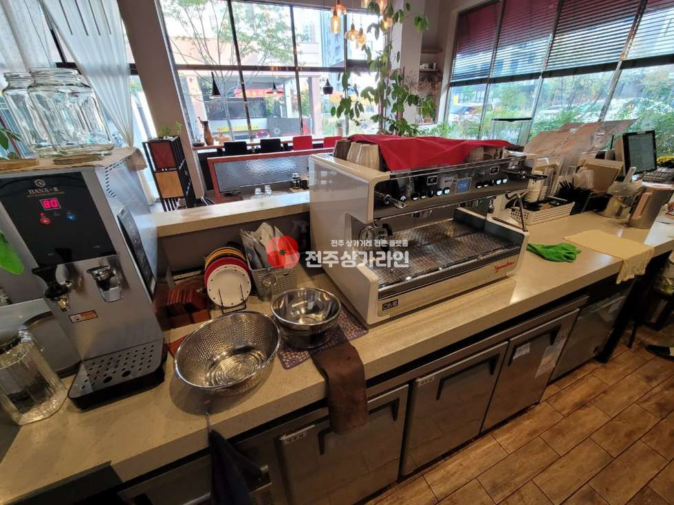 전북 전주완산구 효자동2가 이쁜카페 양도양수 가성비 굿 월세 매물번호 11523 사진 5