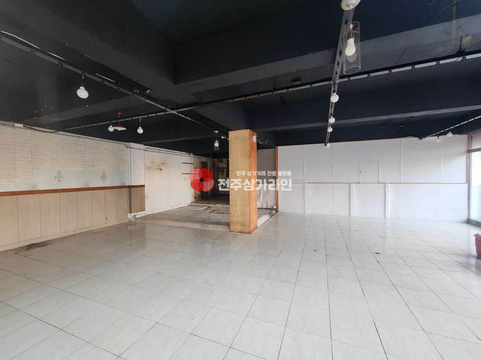 전북 전주완산구 삼천동1가 ⭐삼천동 대로변 모서리 상가⭐카페,음식점,가맥집 추천⭐ 월세 매물번호 14289 사진 1