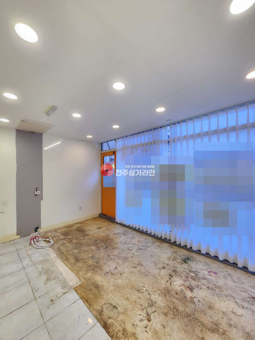 전북 전주완산구 효자동2가 ⭐효자동 소형상가⭐디저트,샐러드 카페 추천⭐네일샵, 피부샵 추천⭐ 월세 매물번호 14295 사진 1
