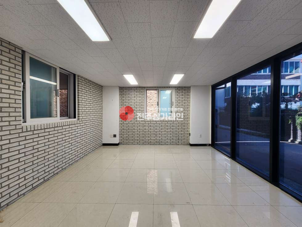 전북 전주완산구 중화산동2가 ⭐깔끔한 상가⭐중화산동 사무실, 뷰티샵 추천⭐ 월세 매물번호 13809 사진 1