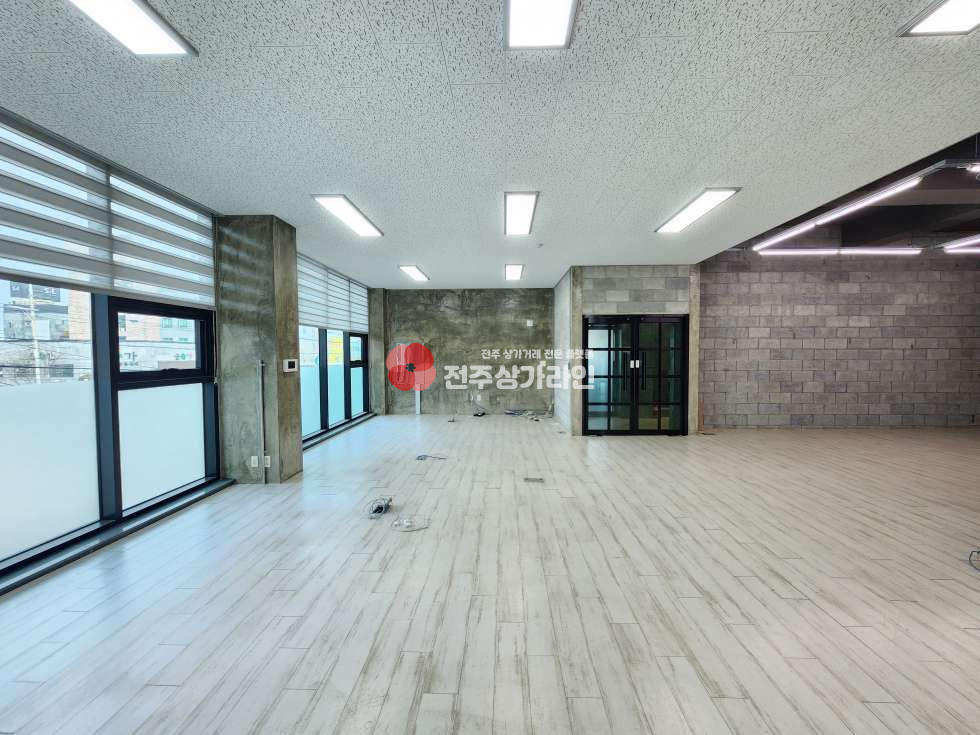 전북 전주덕진구 우아동1가 ⭐우아동 60평대 상가 임대 추천⭐사무실, 스튜디오,교육센터 추천⭐ 월세 매물번호 14305 사진 2