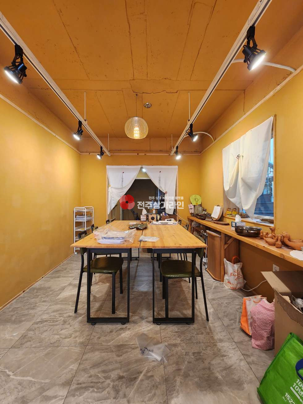 전북 전주완산구 삼천동1가 ⭐삼천동 무권리금 인테리어 완비된 상가 임대⭐작업실, 사무실, 공방, 추천⭐ 월세 매물번호 14310 사진 2