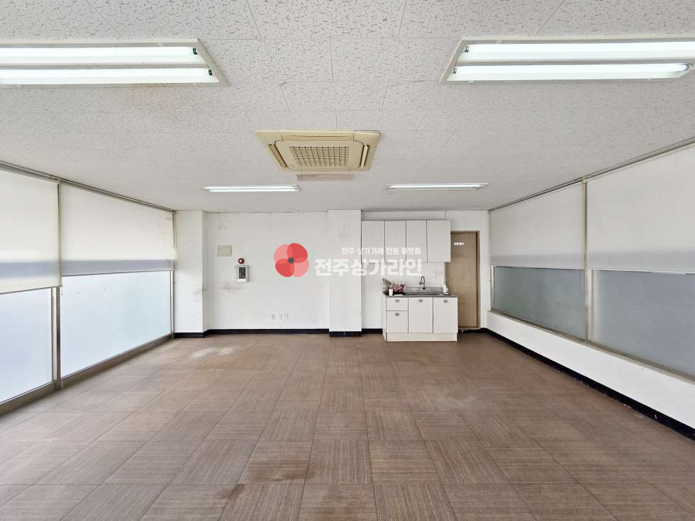 전북 전주완산구 효자동2가 ⭐신시가지 인근 1층 모서리 소형 상가⭐피부샵, 미용실, 카페, 사무실 추천⭐ 월세 매물번호 14339 사진 1
