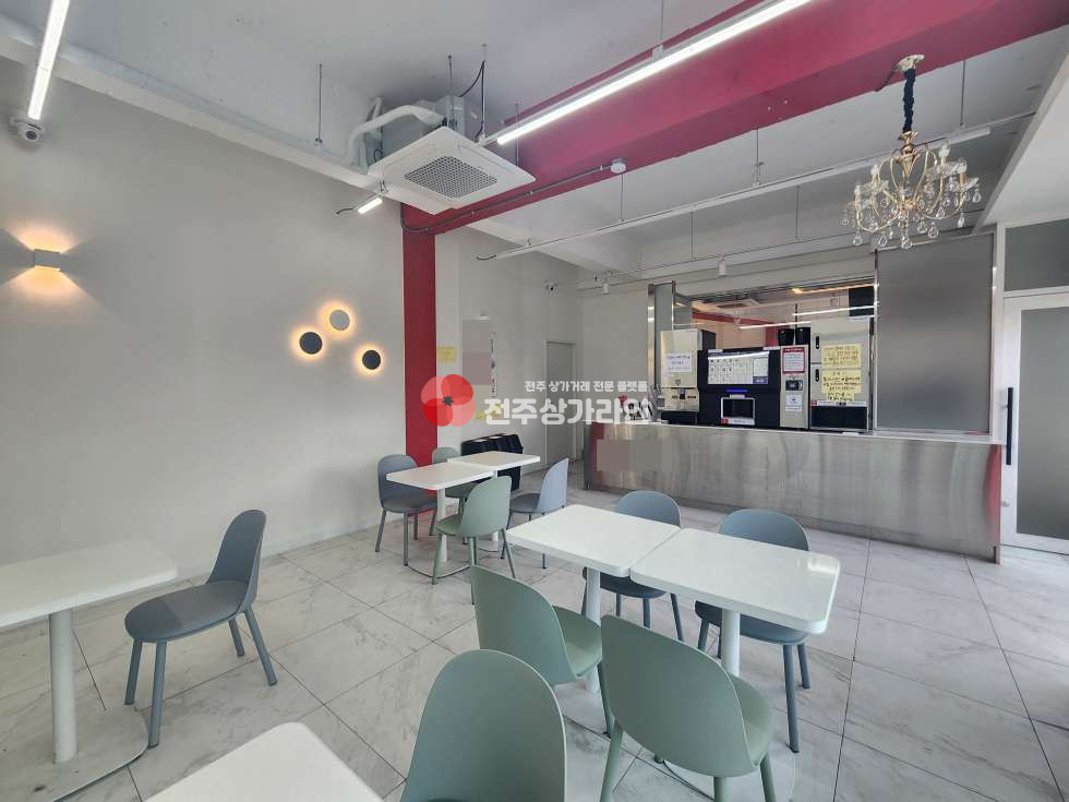 전북 전주완산구 중화산동2가 ⭐중화산동 ⭐대형 프렌차이즈점 카페 양도양수⭐ 월세 매물번호 14064 사진 11