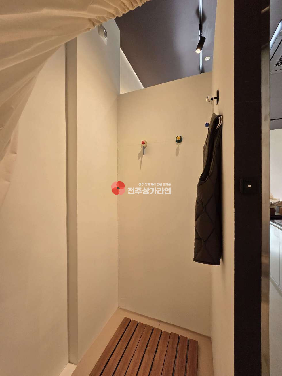 전북 전주덕진구 우아동2가 ⭐아중중학교 부근 도로변 옷가게 양도양수⭐ 월세 매물번호 14356 사진 6