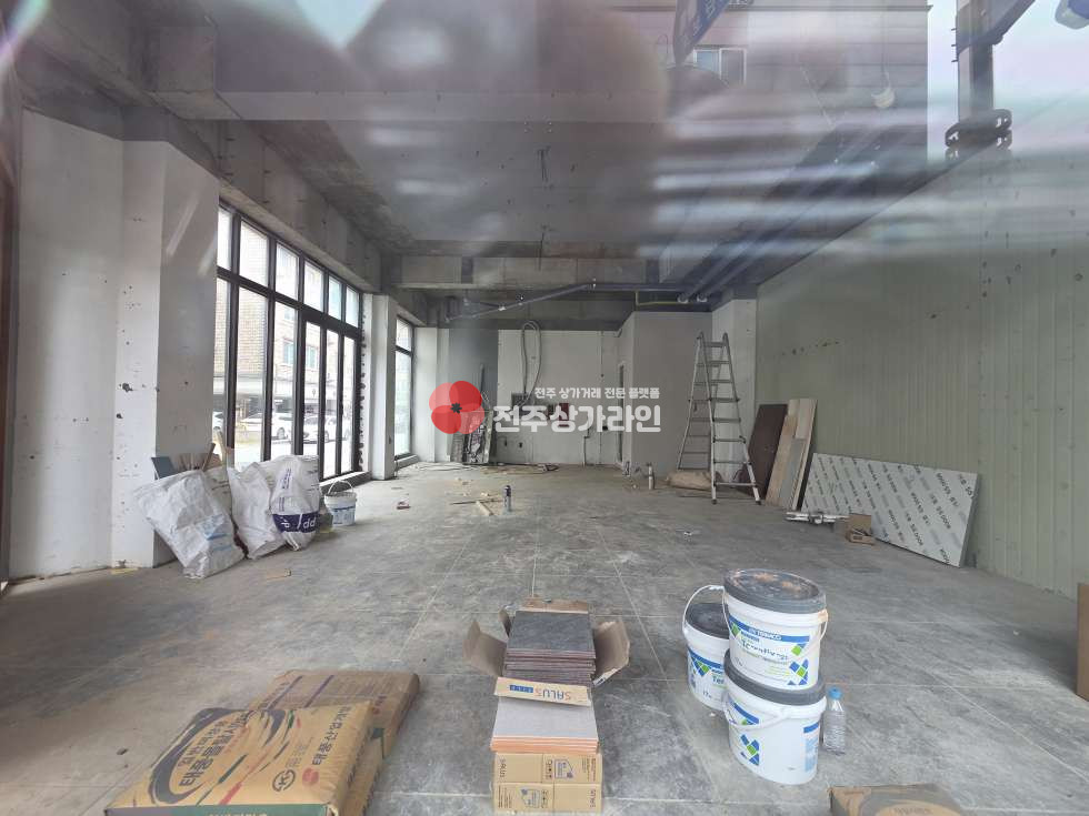 전북 전주완산구 효자동3가 ⭐유럽풍 외관⭐카페,뷰티샵,옷가게,피부샵 ,미용실 추천⭐ 월세 매물번호 14380 사진 2