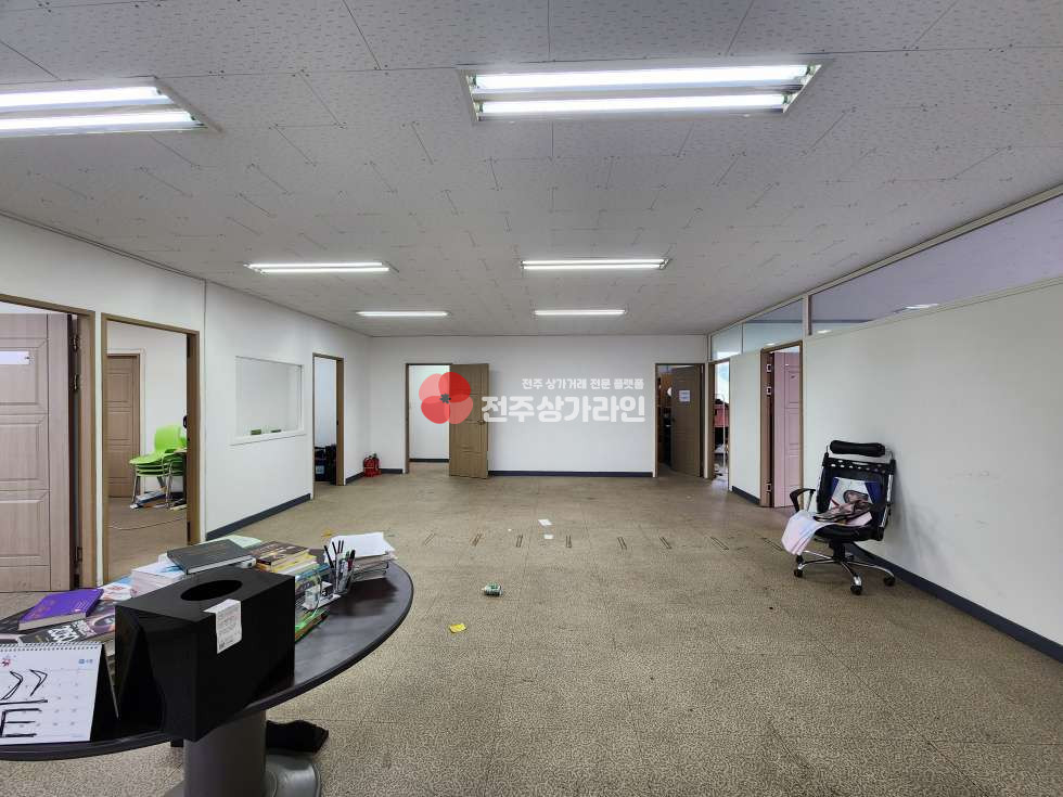 전북 전주완산구 중화산동2가 ⭐사무실에 적합한 상가⭐금액실화!?⭐강력추천⭐ 월세 매물번호 12317 사진 3
