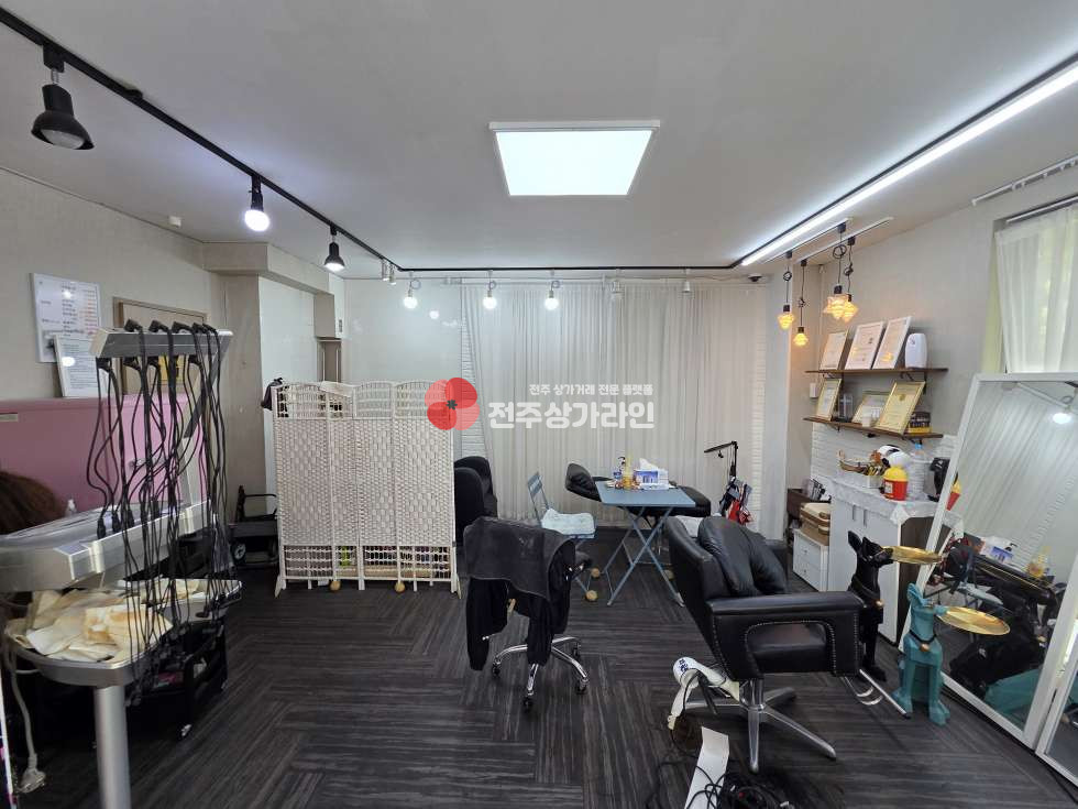 전북 전주완산구 효자동3가 ⭐효자동 수병원, 호남제일고 부근 미용실 뷰티샵 상가⭐ 월세 매물번호 14437 사진 1