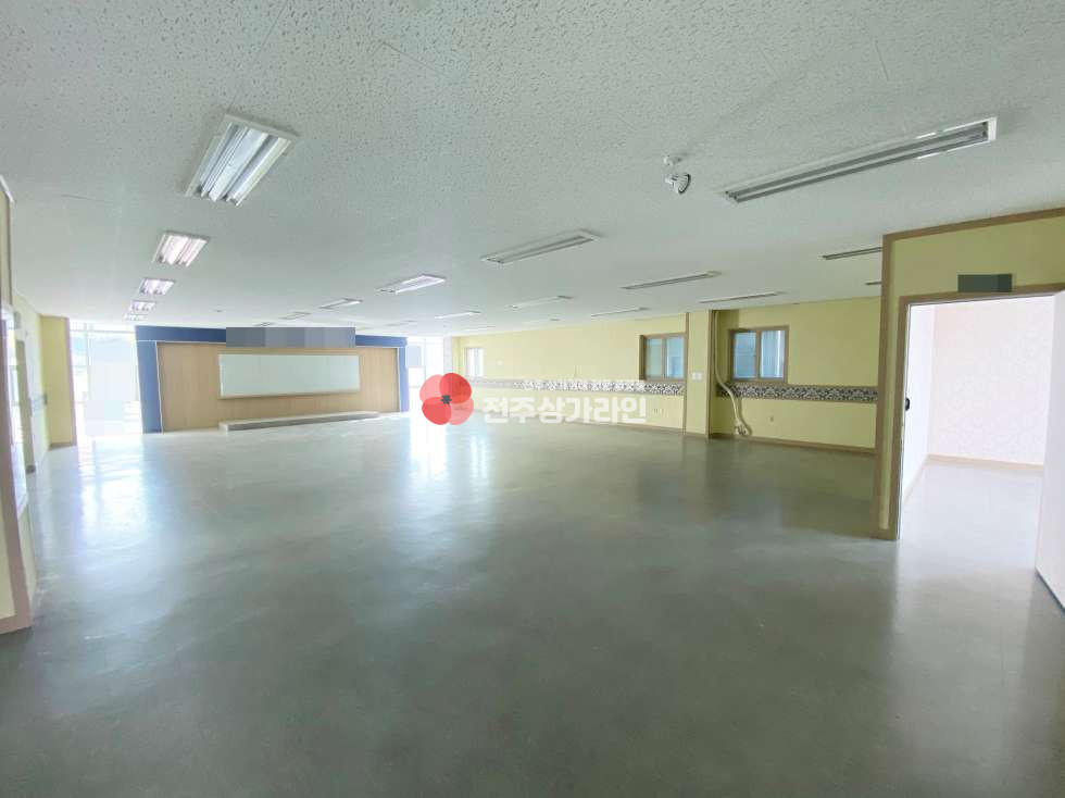 전북 전주완산구 중화산동2가 ⭐사무실 넓고 깔끔해서 강력추천⭐주차편하고 위치좋음⭐ 월세 매물번호 11894 사진 6