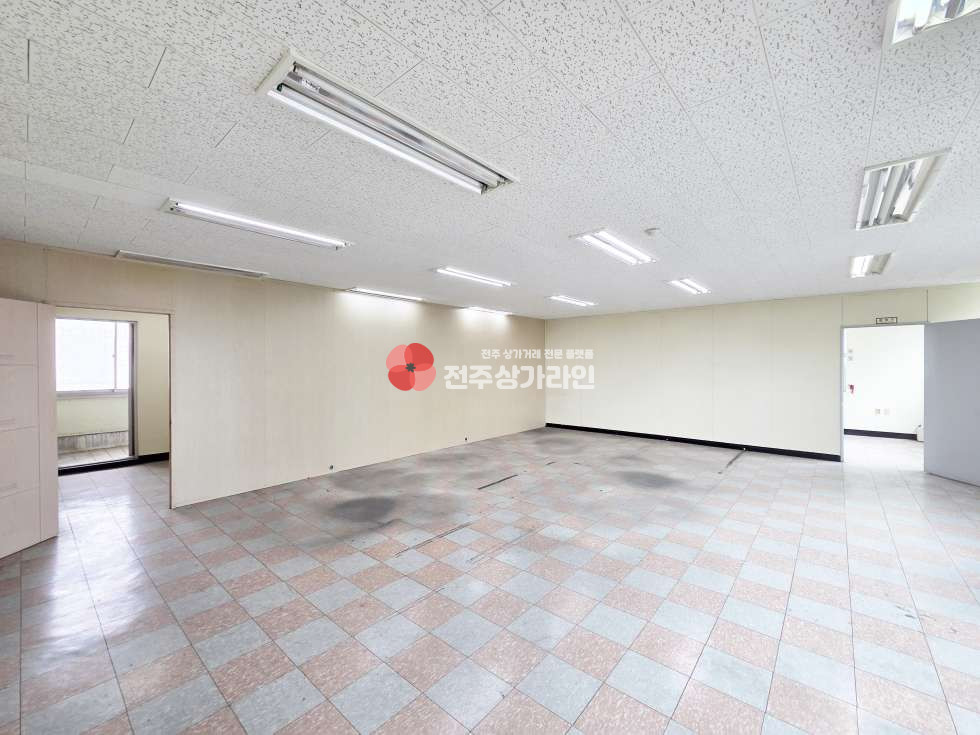 전북 전주덕진구 진북동 ⭐교회, 사무실 임대 추천⭐주차편리⭐E/V있음⭐ 월세 매물번호 14468 사진 3