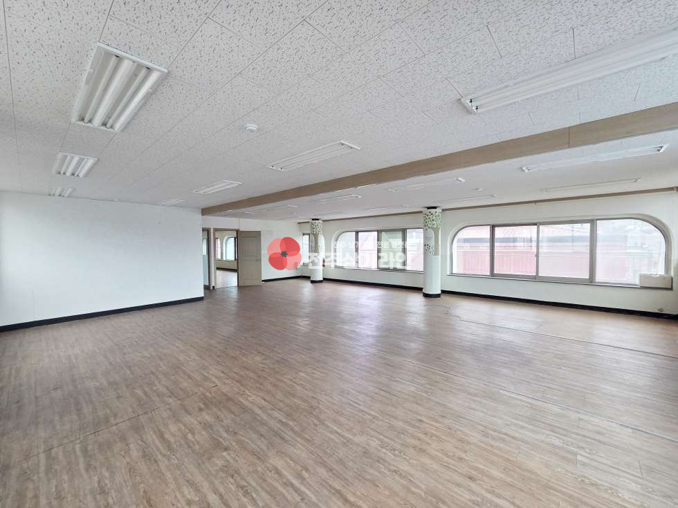 전북 전주완산구 중화산동2가 ⭐중화산동 가성비 좋은 대형 사무실 임대 추천⭐ 월세 매물번호 14486 사진 2