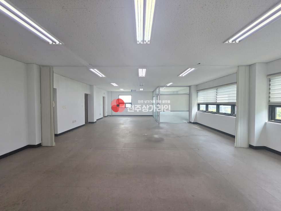 전북 전주완산구 효자동3가 ⭐효자동 방송국 부근 도로변 사무실 학원 추천⭐ 월세 매물번호 14536 사진 1